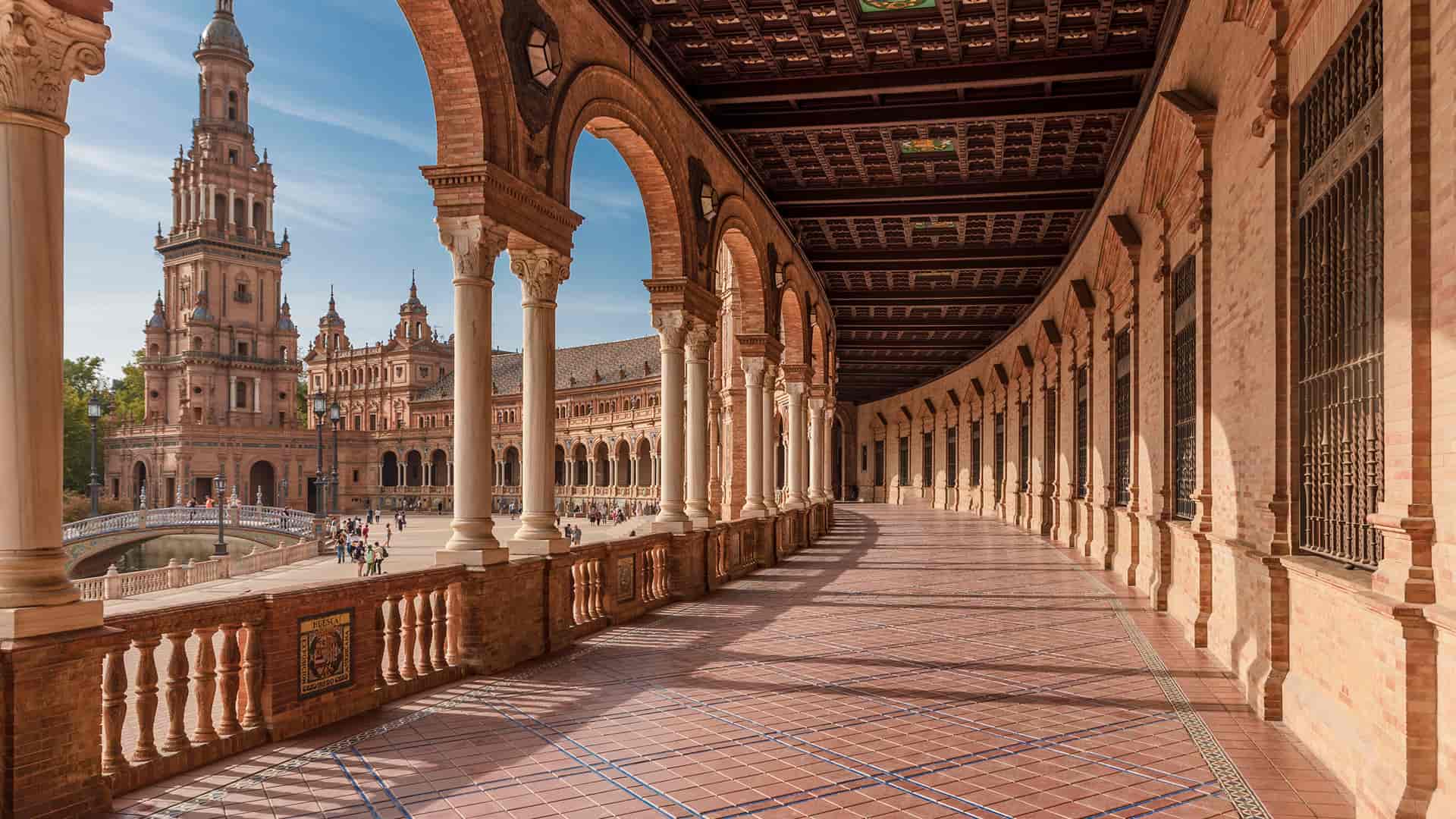 What to see in Seville City Centre Plaza de España in Seville, one of the must-see places during your visit to Seville