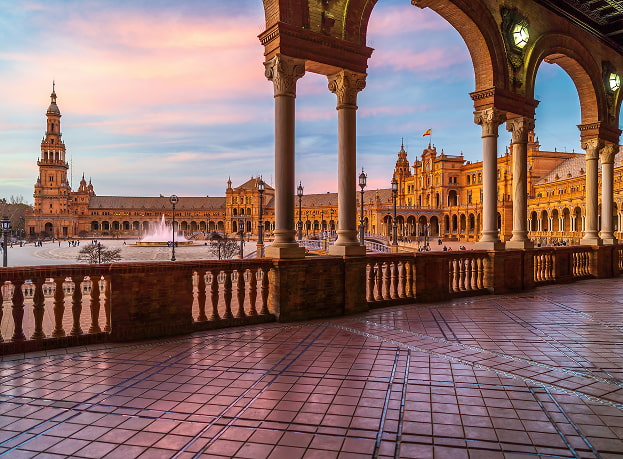 Contratación de Excursiones Plaza de España de Sevilla